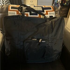 Baggallini folding travel bag